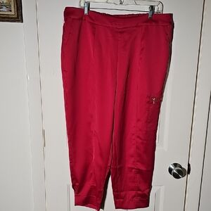 Red Satin Cargo Pants. NWOT. size Large P. By Isaac Mizahi‎ Live.